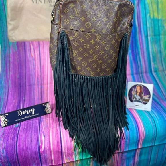 🔷️Louis Vuitton Vintage Boho Bag w/ Fringe - Picture 3 of 12
